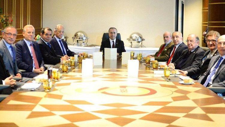 Galatasarayda başkanlar zirvesi sona erdi