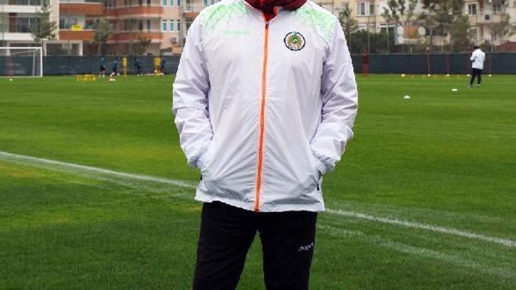 Aytemiz Alanyaspor Teknik Direktörü Bakkal: Alanyaspor kesinlikle Süper Ligde kalmalıdır