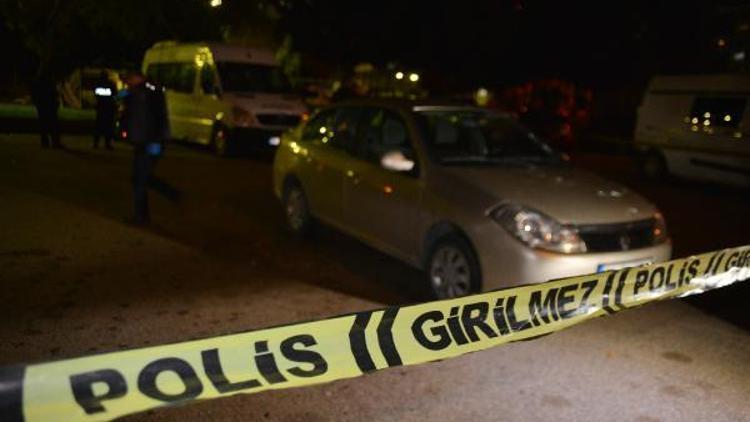 Adanada silahlı saldırı: 1 ölü, 1 yaralı