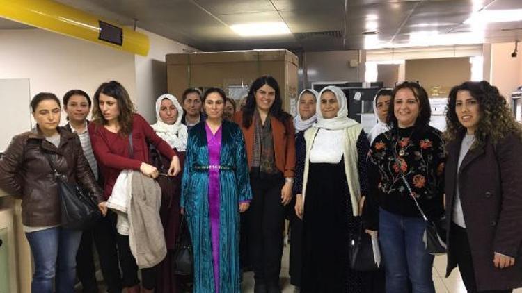 HDPli Öcalan, kadın mahkumlara kartpostal gönderdi