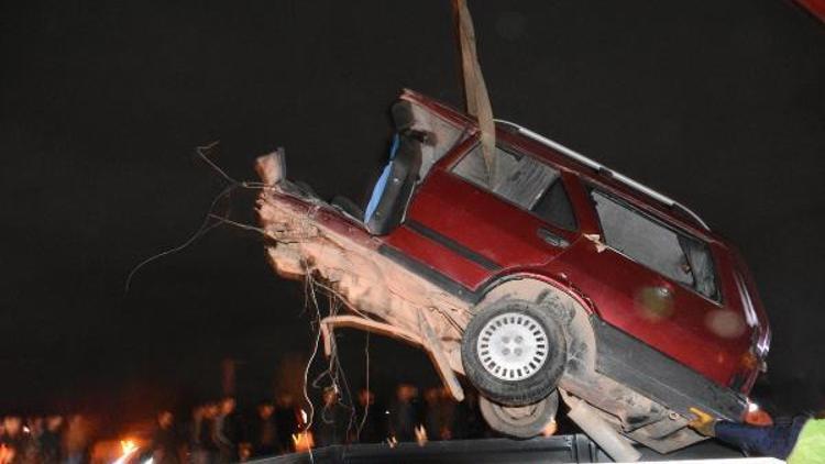 Yazıhanda trafik kazası: 2 ölü, 4 yaralı