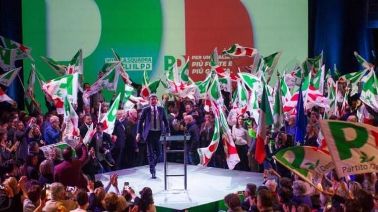 İtalyada seçim kampanyaları sona erdi sıra sandıkta