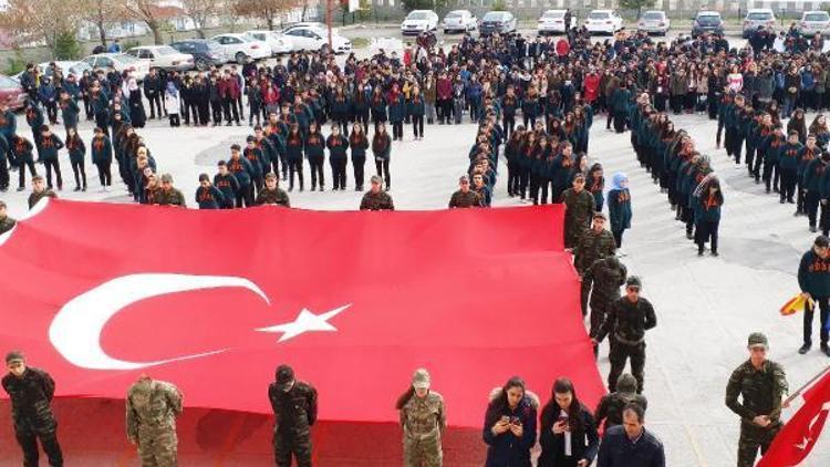 Lise öğrencilerinden Afrindeki Mehmetçiğe kareografili destek