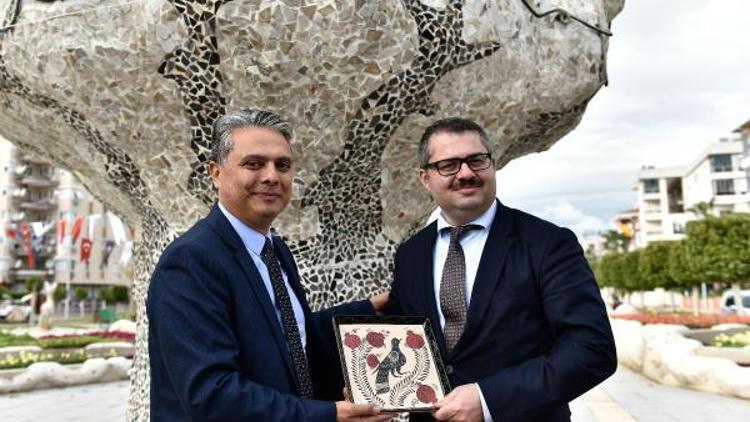 Azerbaycan Büyükelçisi, Azerbaycan Kültür Parkını gezdi