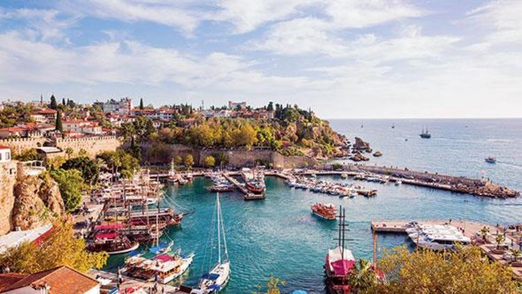 Cidde Turizm Fuarı’nda Antalya rüzgârı esti