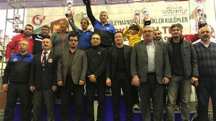 Türkiye Halter Şampiyonasına Ankaralı sporcular damga vurdu