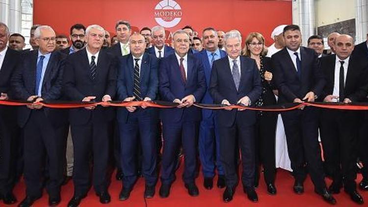29. Uluslararası İzmir Mobilya Fuarı açıldı