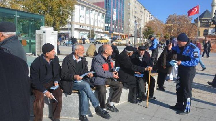 Kırşehir polisi vatandaşları dolandırıcılara karşı uyardı