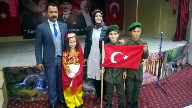 Derikte okullararası İstiklal Marşını güzel okuma yarışması