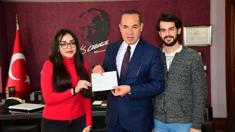 ABEM’li öğrencilerden Mehmetçik Vakfı’na 26 bin lira bağış