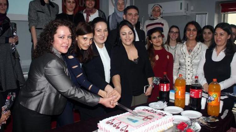 Denetimli Serbestlikte çalışan kadınlara pastalı kutlama