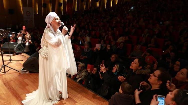 Bedia Akartürkten kadınlara özel konser