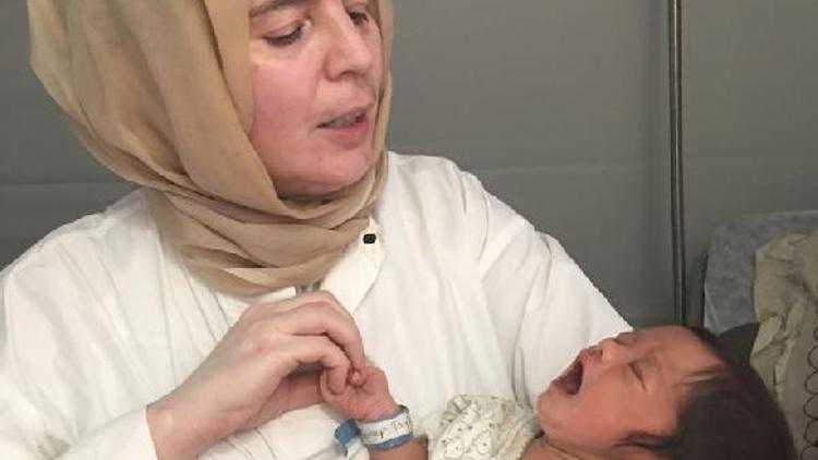 Türk sahra hastanesinde doğan Arakanlı bebeğe Recep Tayyip adı verildi