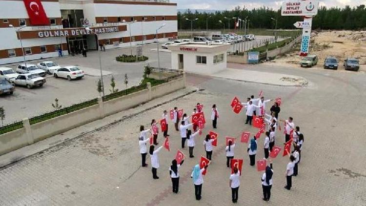 41 ilden 450 doktor, İstiklal Marşını seslendirdi