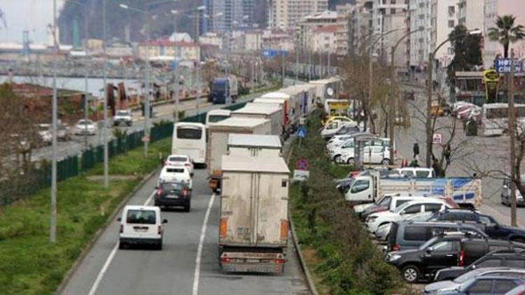 Sarp Sınır Kapısında TIR kuyruğu