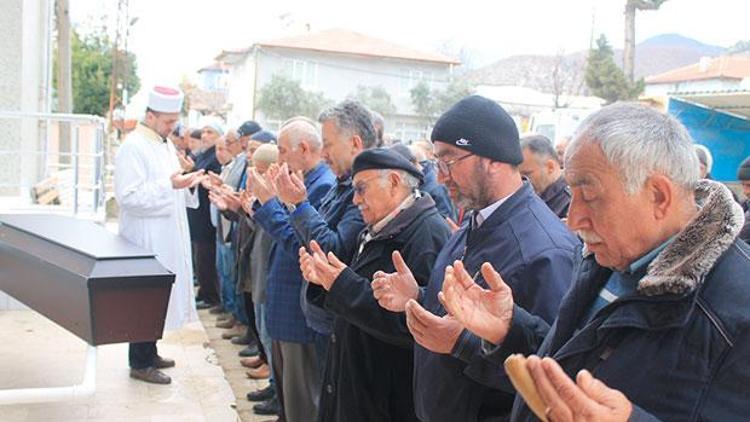 Gömdüğünüz Halis Amca değil, çıkarın