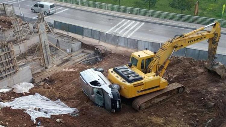 Aracına bineceği sırada neye uğradığını şaşırdı