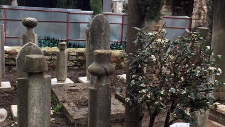İBBden mezar taşlarına zarar verildiği haberleri hakkında açıklama