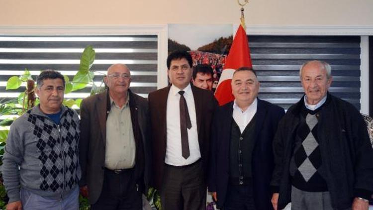 CHPli delegelerden Başkan Güle ziyaret