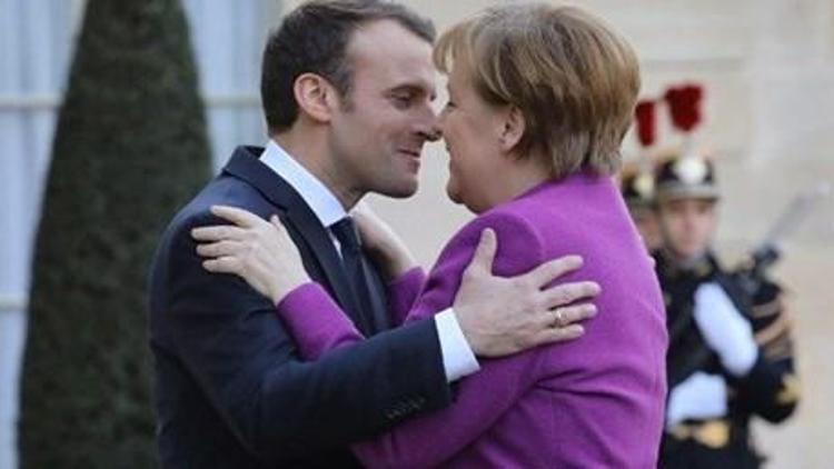 Merkel ve Macron AB yol haritası için tarih verdi
