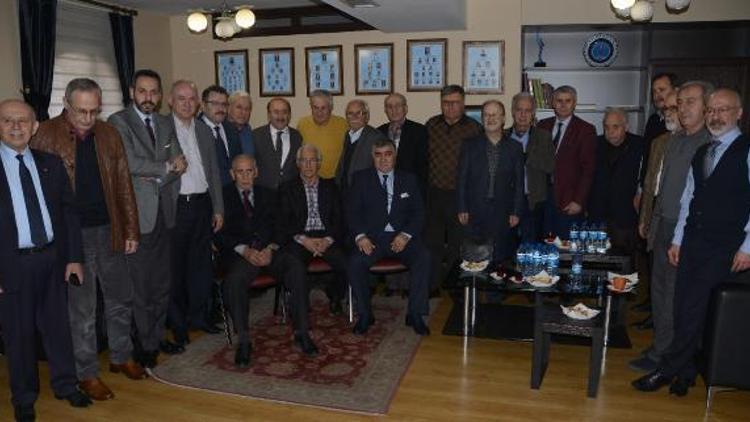 Trabzonspor Divan Kurulu’ndan‘Tecrübeli yönetim’ çağrısı