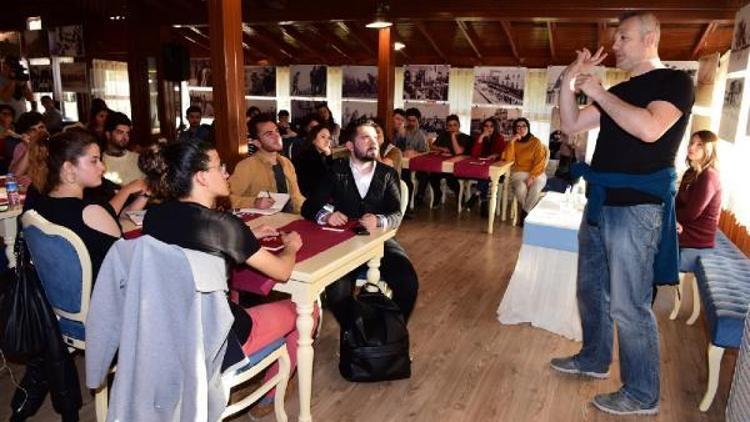 Usta kalemler Bornova’da