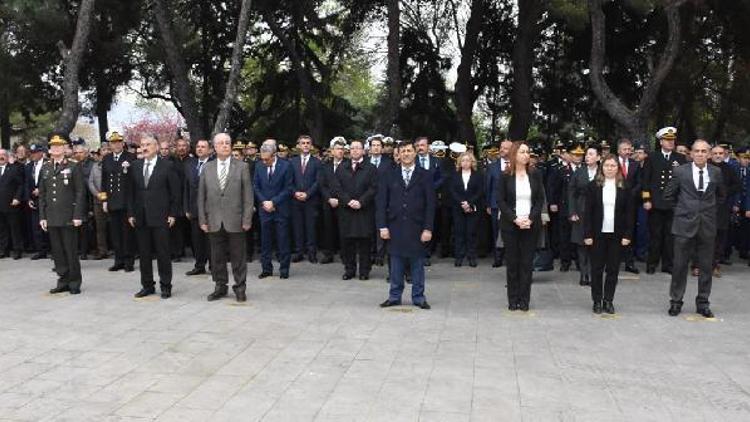 Çanakkale şehitleri İzmirde anıldı