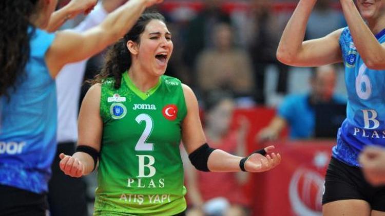 (ÖZEL) Bursa BŞBnin liberosu Aylin Sarıoğlu: Hedefimiz Bursaya 3üncü kez Avrupa Kupası getirmek