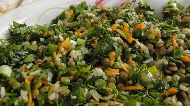 Yeşil mercimekli salata tarifi