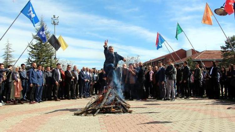 AİBÜde, ülkücülerden nevruz kutlaması