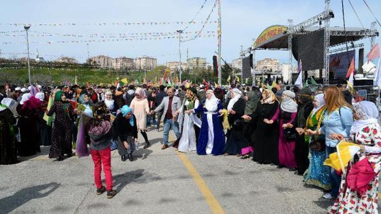 Fotoğraflar // Bakırköyde nevruz kutlamaları yapıldı