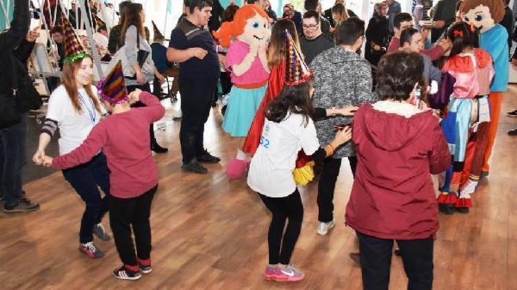 Süleymanpaşa Belediyesinden down sendromlu çocuklara eğlence