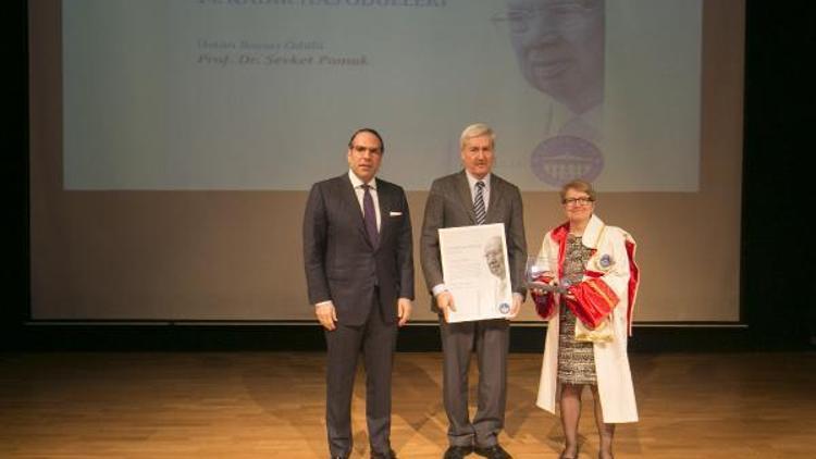 14üncü Kadir Has Üstün Başarı Ödülü Prof. Dr. Şevket Pamuk’a verildi