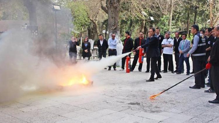 Öğretmenevinde yangın söndürme eğitimi