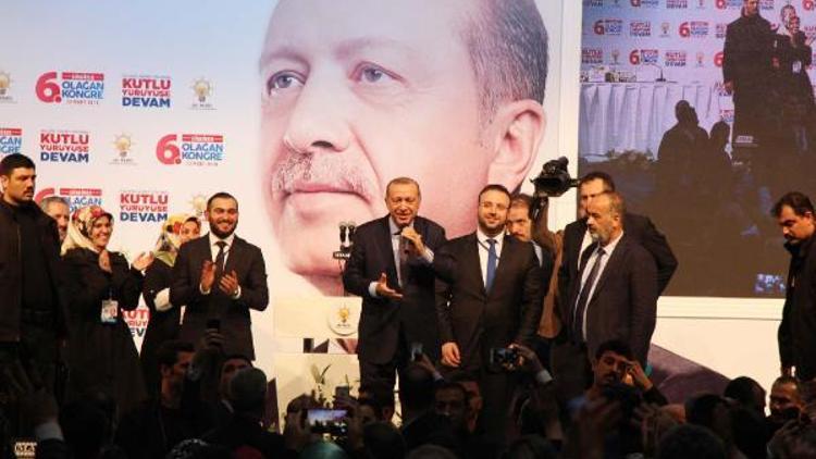 (geniş haber) Erdoğan Güngören ilçe kongresinde konuştu