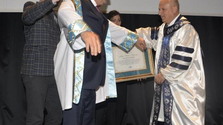 Dışişleri Bakanı Çavuşoğluna fahri doktora