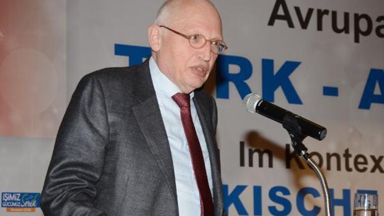 Verheugen: AB güçlü olmak istiyorsa Türkiyeye ihtiyacı var