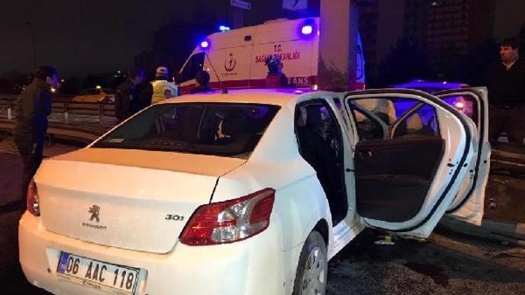 Bakırköyde trafik kazası: 1i ağır 3 yaralı