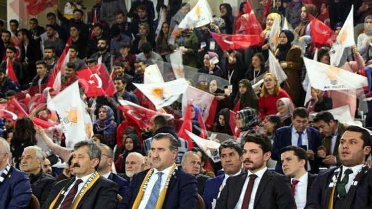 Bakan Bak: TSK Afrine Türk milletinin şefkatini ve barışı götürüyor (2)