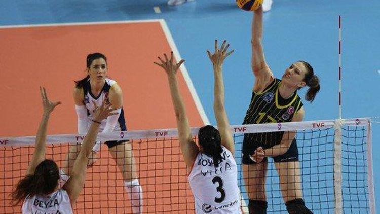 Fenerbahçeyi deviren Eczacıbaşı VitrA finale çıktı