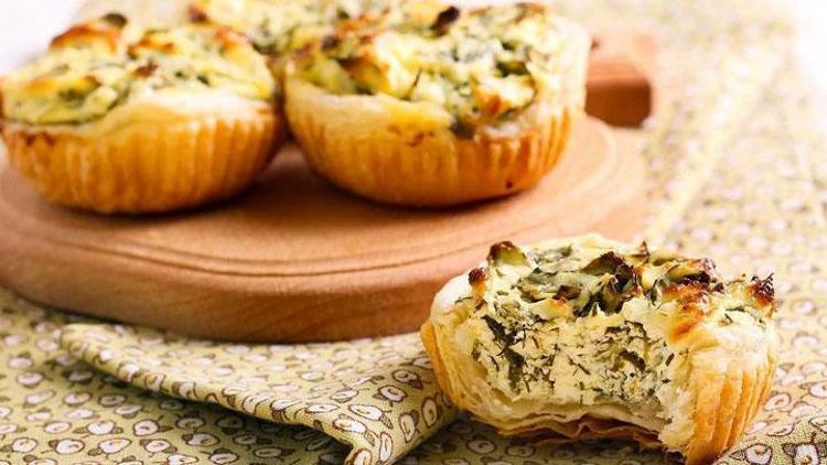 Kırpık muffin börek tarifi