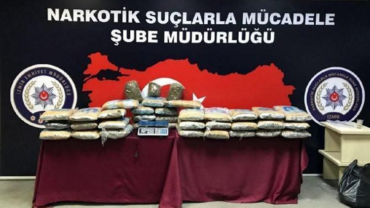 İzmir merkezli uyuşturucu operasyonunda 13 tutuklama