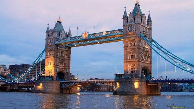 Brexit’e rağmen en büyük küresel finans merkezi Londra