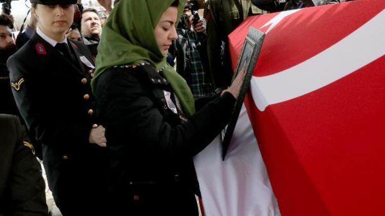 Amanos şehidi, gözyaşlarıyla son yolculuğuna uğurlandı/ Ek fotoğraflar