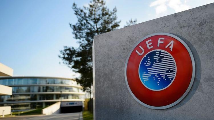 UEFA resmen açıkladı Büyüklere kötü haber