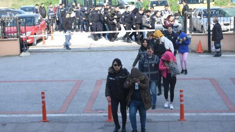 Fuhuş şüphelileri, 2 ayda 500 kişiyle pazarlık yapmış