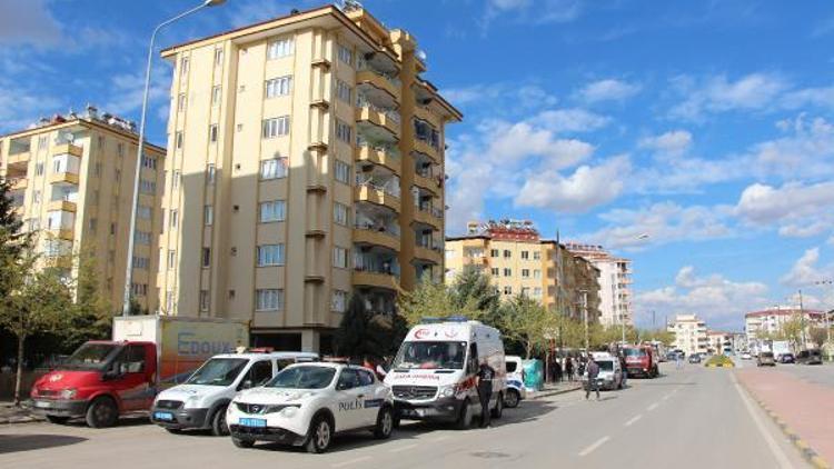 Bakım yaparken düşen asansörde öldü