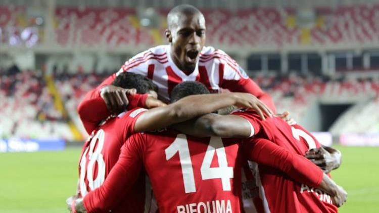 Sivasspor Karabük engelini tek golle geçti
