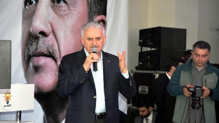 Başbakan Yıldırım Nefes Kredisinin ikincisini İzmirde tanıttı (3)