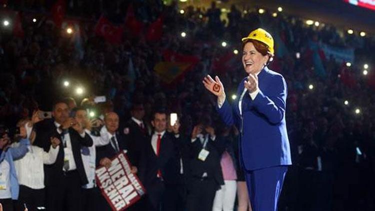 İYİ Partide kurultay heyecanı... Akşener yeniden genel başkan